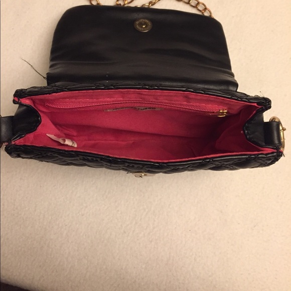 Black/gold cross body bag  with pink interior - Picture 7 of 8