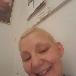 Meet your Posher, Yolanda