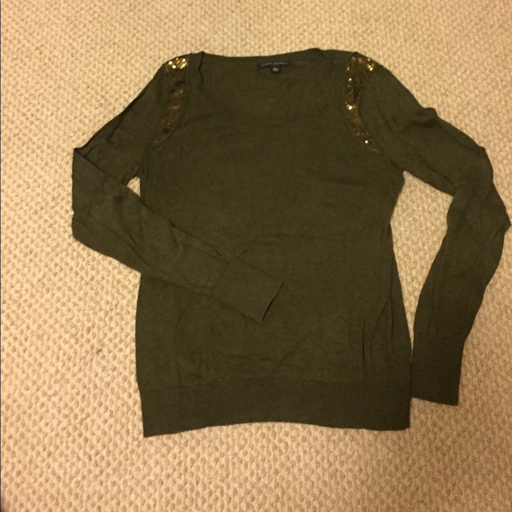 Banana Republic olive green sweater