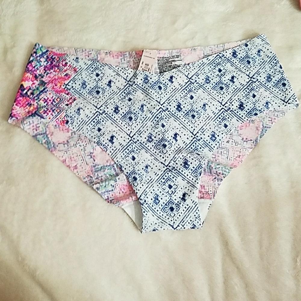 Victoria's Secret seamless medium panty
