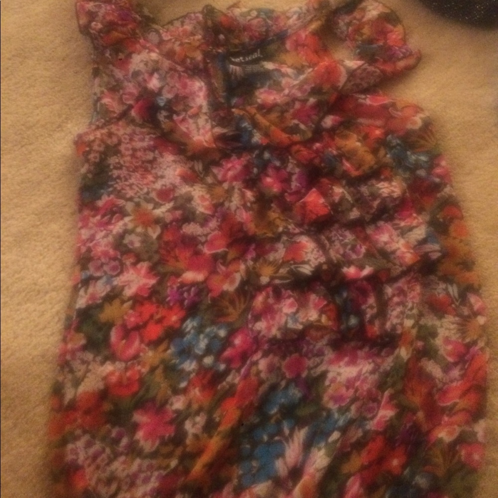 Wet seal floral tank