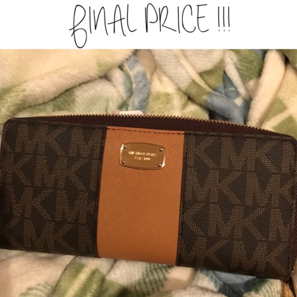 BRAND NEW WITH TAGS AUTHENTIC MK WALLET !