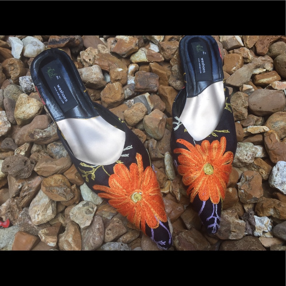 Embroidered kitten heel mules