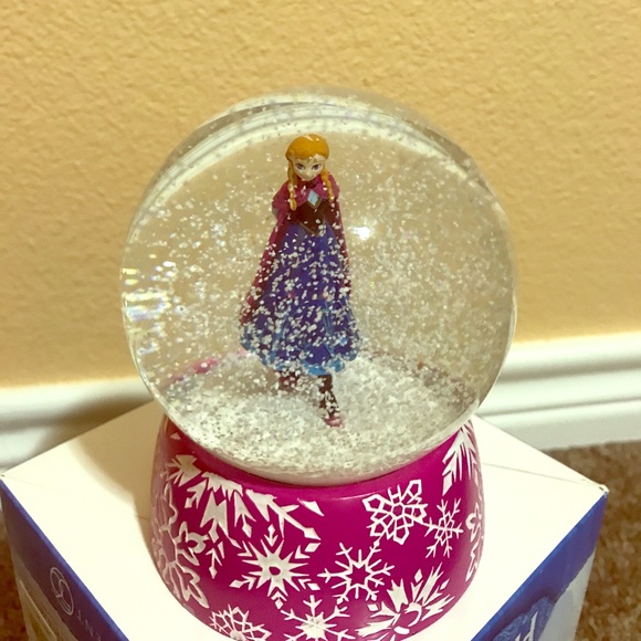 Disney Other - Snow globe Disney frozen Anna rare 2015