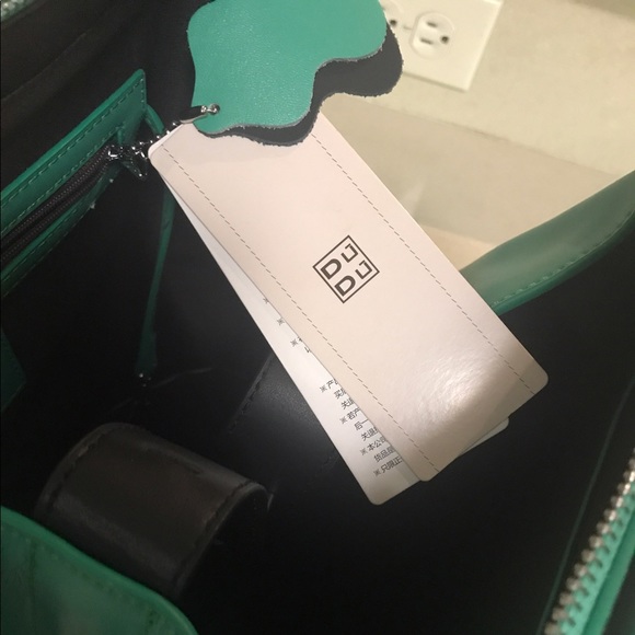 Black and green leather handbag - Picture 3 of 3