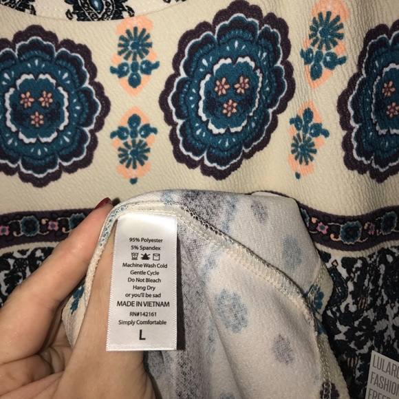 Cream/Blue Medallion Amelia LuLaRoe Unicorn - L - Picture 5 of 7