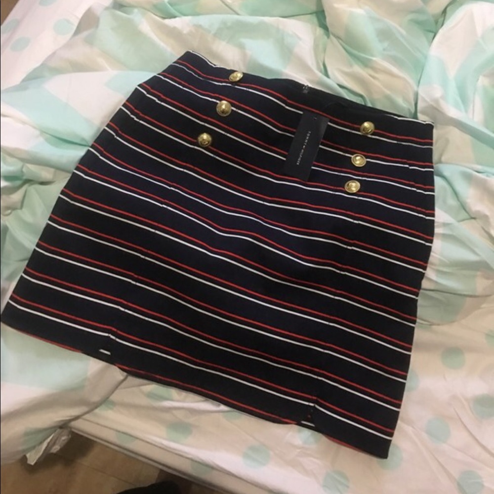 Tommy Hilfiger skirt