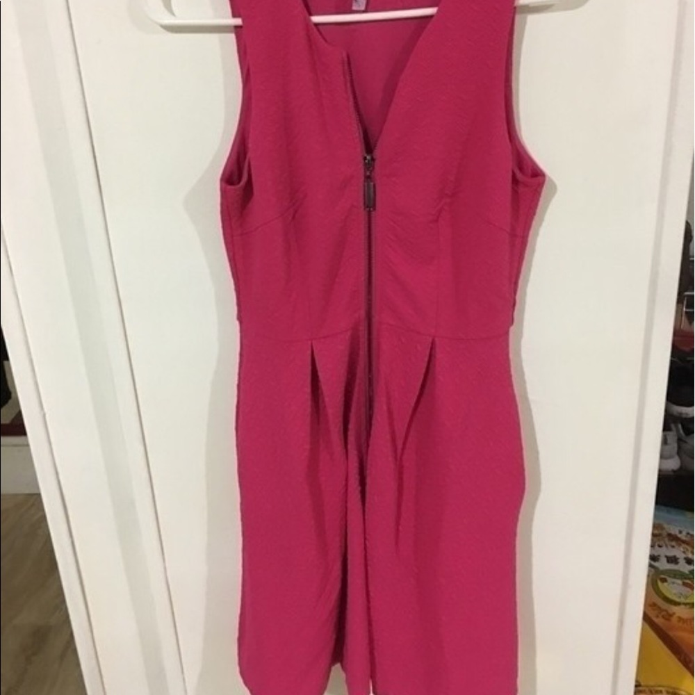 Zip up dress with pockets