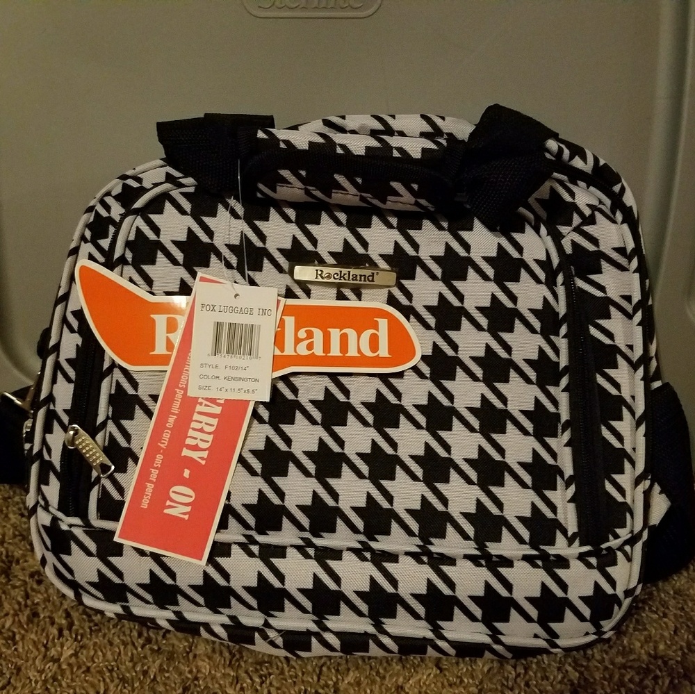 NWT Carry-on Houndstooth w/small travel pouch