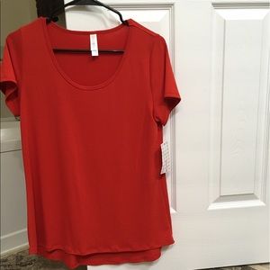 SOLID TRUE RED small lularoe classic t NWT