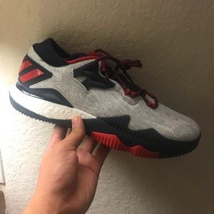 Adidas crazylight boost 2016 size 13 brand new
