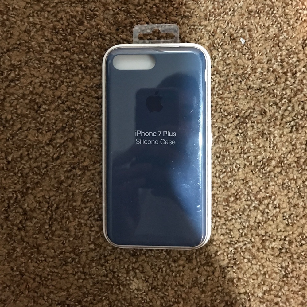 Apple IPhone 7 plus ocean blue silicone case