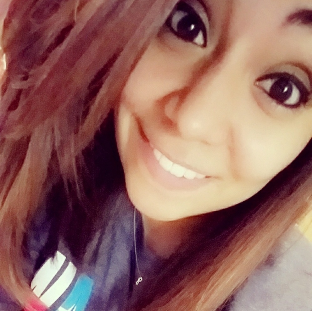 Meet your Posher, Mikayla