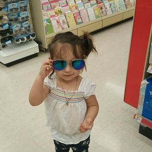 Meet your Posher, Luz