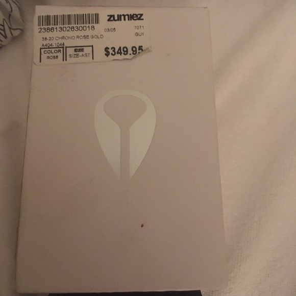 Nixon rose gold watch - Picture 3 of 3