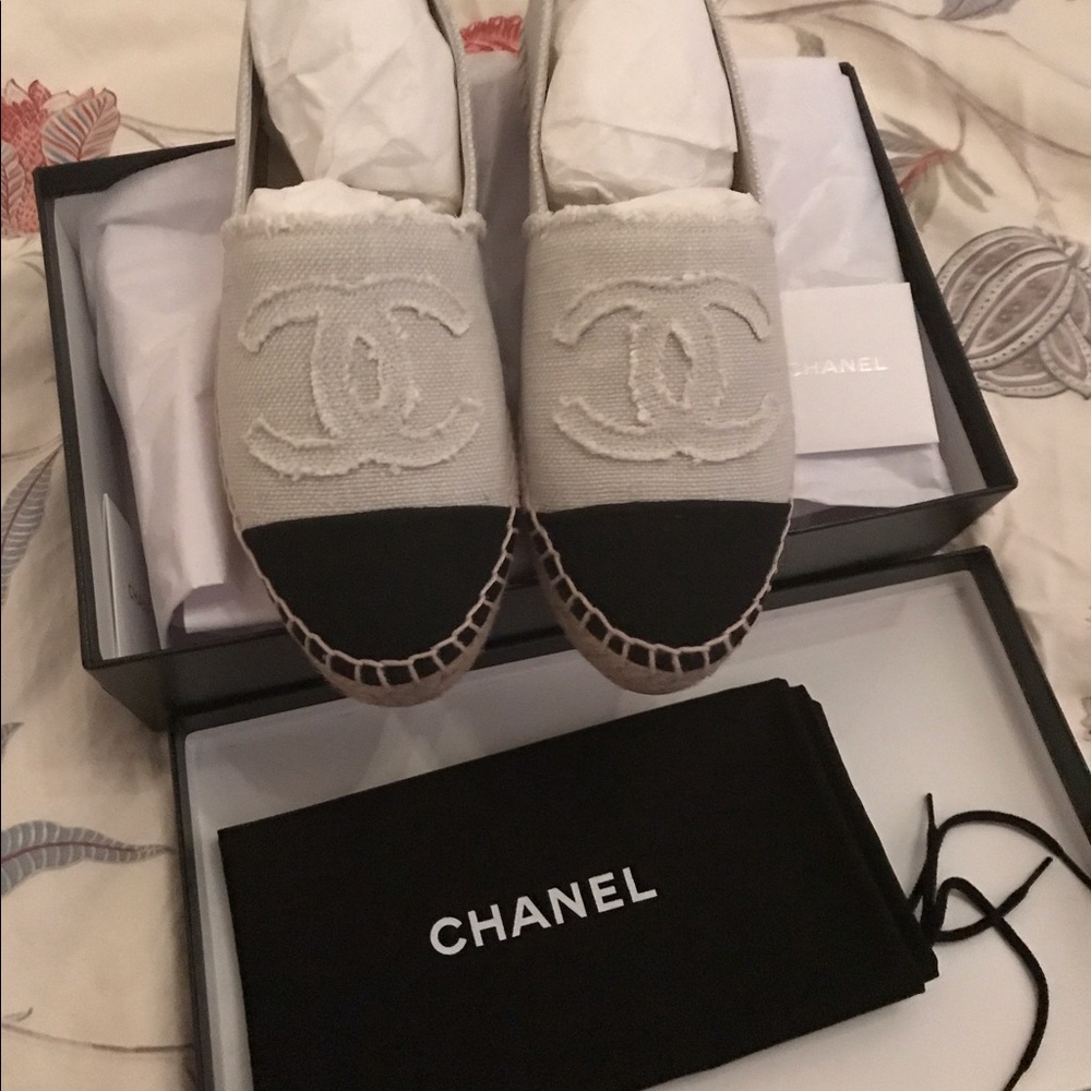 All Authentic Chanel Linen espadrilles!!! - Picture 1 of 4