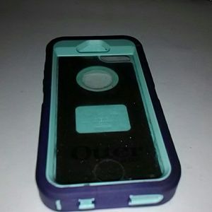 Iphone 5s otter box case