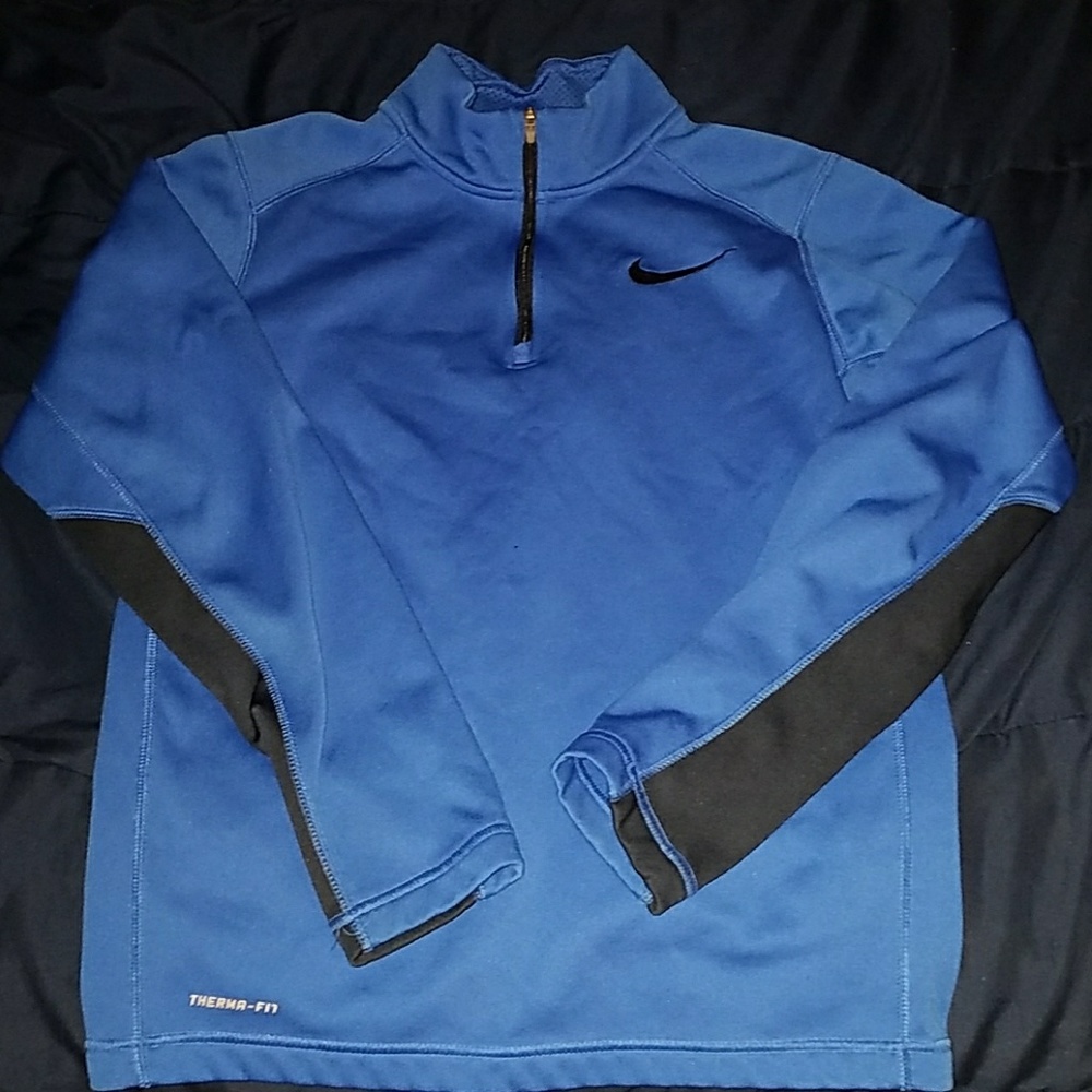 Nike Therma Fit quarter Zip Up