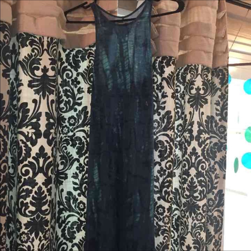 American Eagle tie dye maxi small