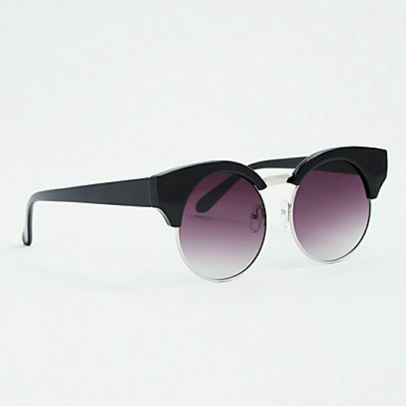 Round torrid Wayfarer Sunglasses vacation women's - Picture 2 of 6