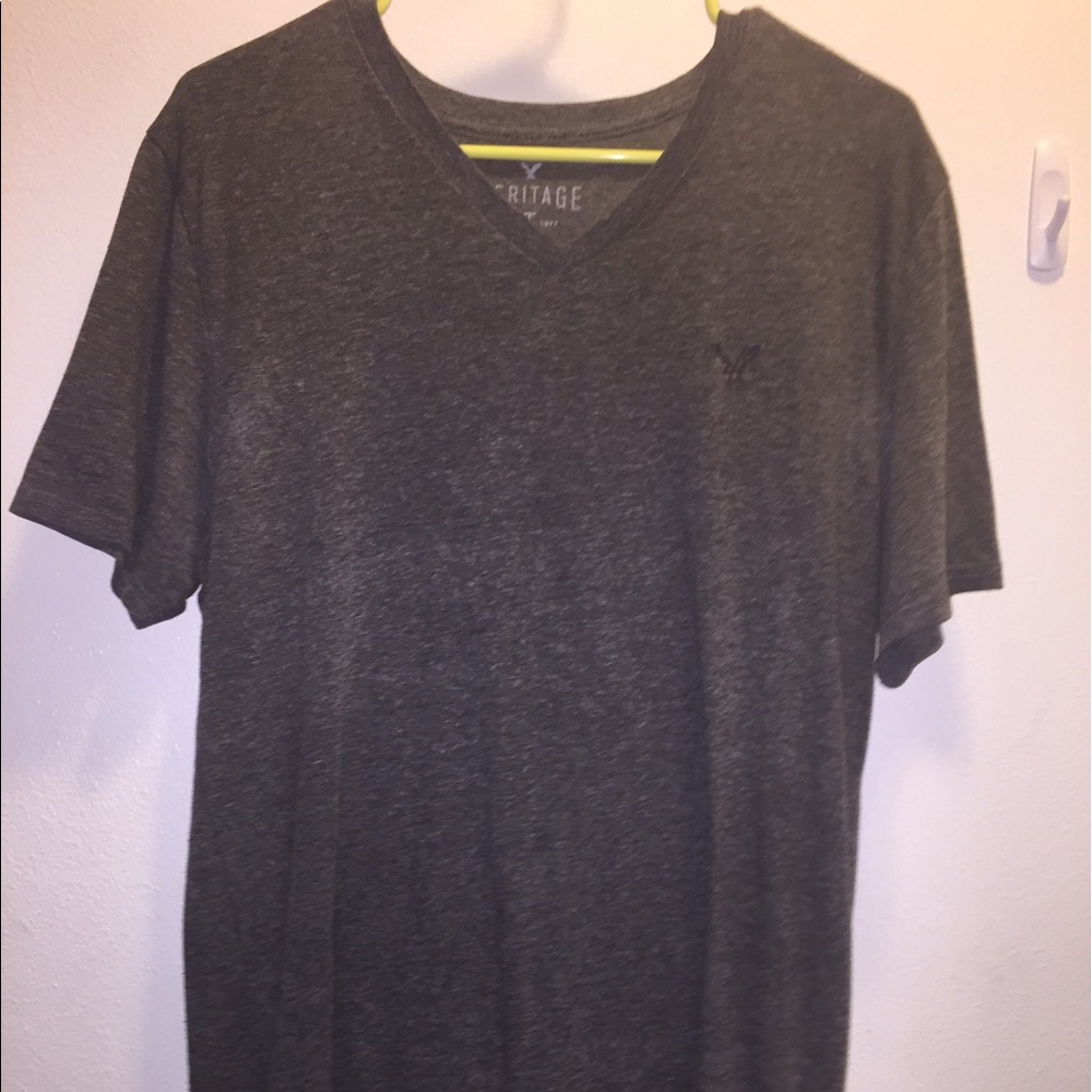 American Eagle V Neck T Shirt