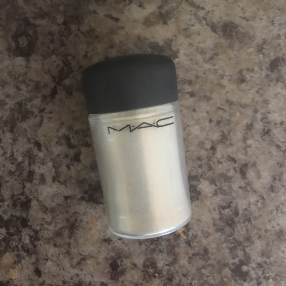MAC Cosmetics Other - MAC vanilla pigment