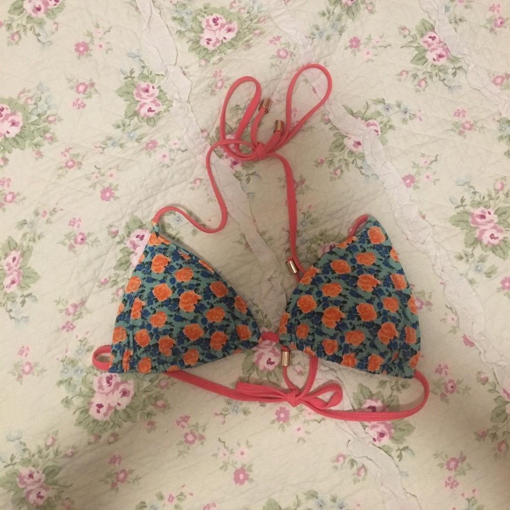 MARC JACOBS BATHING SUIT TOP