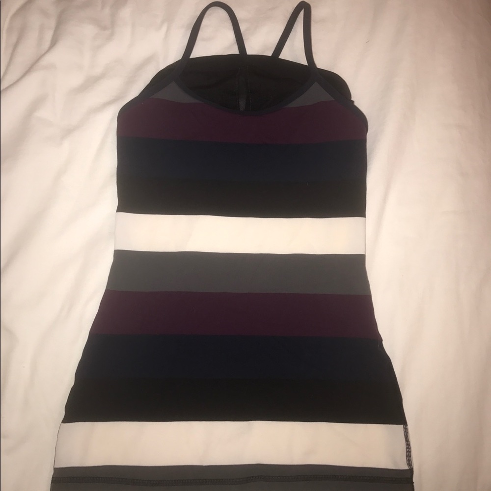 Lululemon top