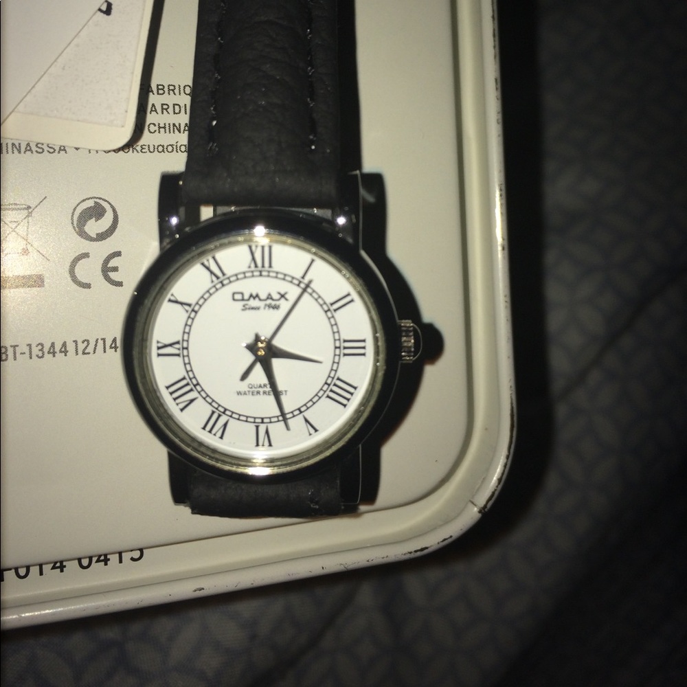 Watch - Picture 2 of 2