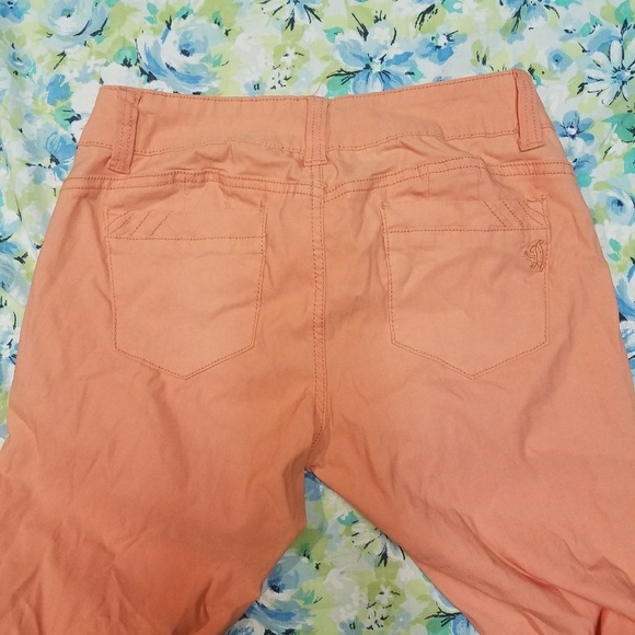 Pants - Picture 3 of 4