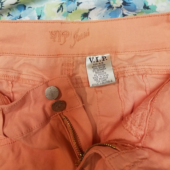 Pants - Picture 4 of 4