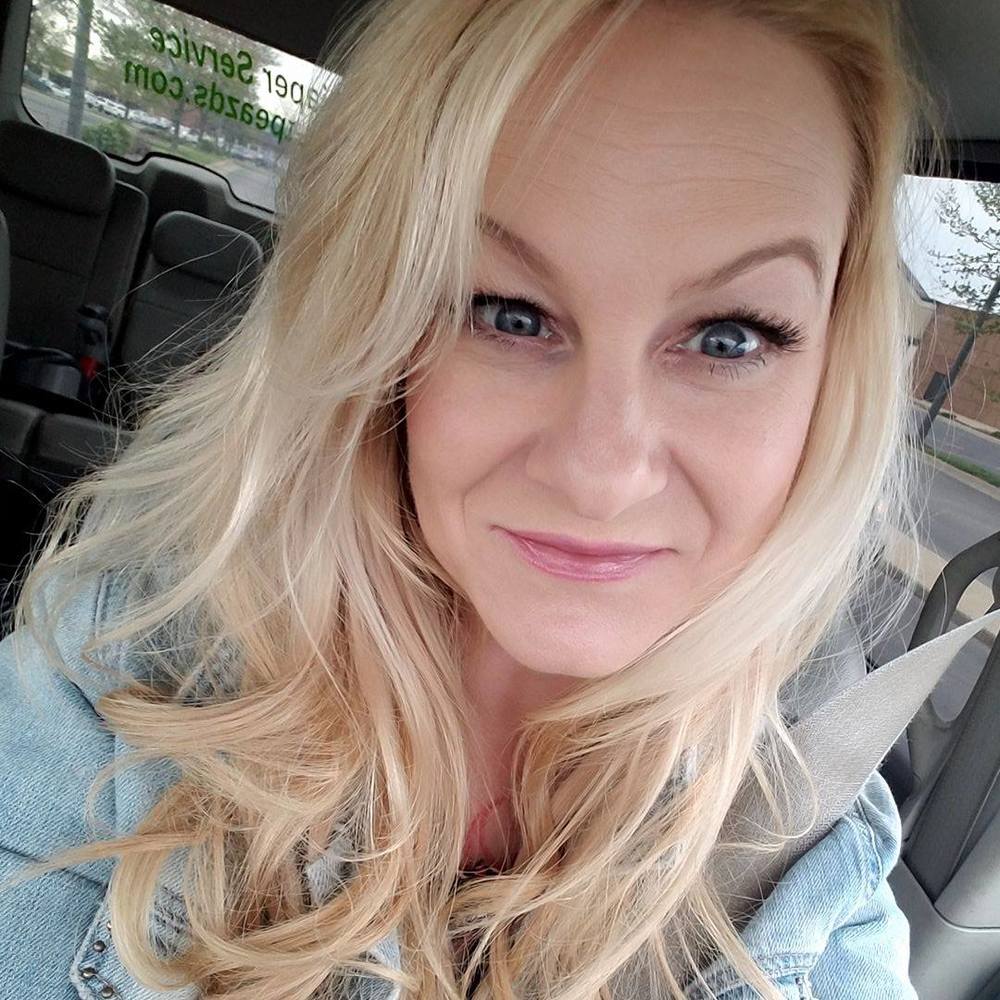 Meet your Posher, Angelina