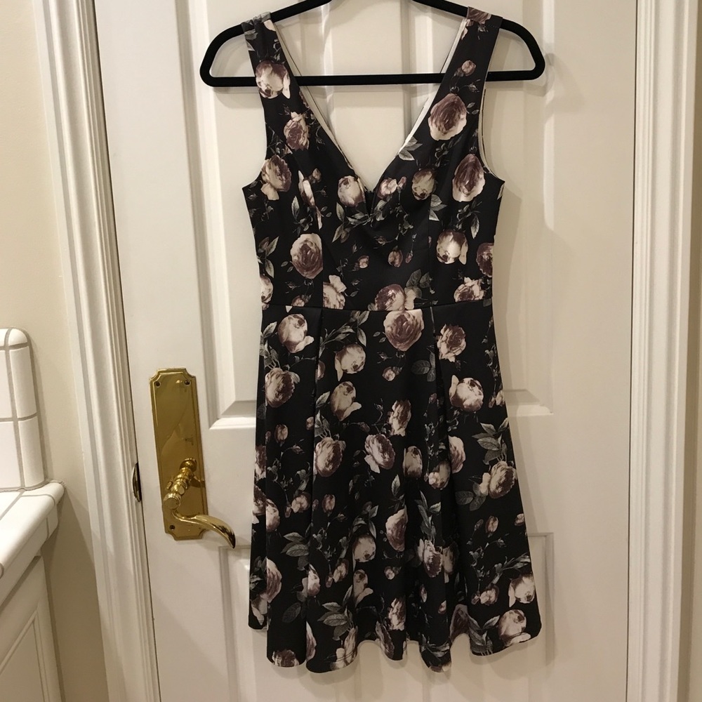 NWOT black floral deep-v dress