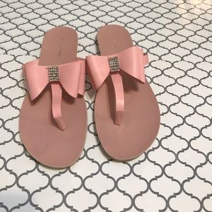 C. Label Pink Rhinestone Bow Sandals