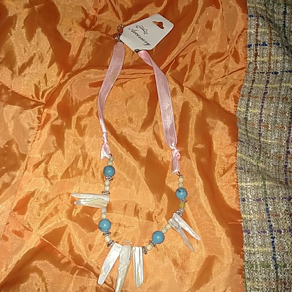 Shell necklace