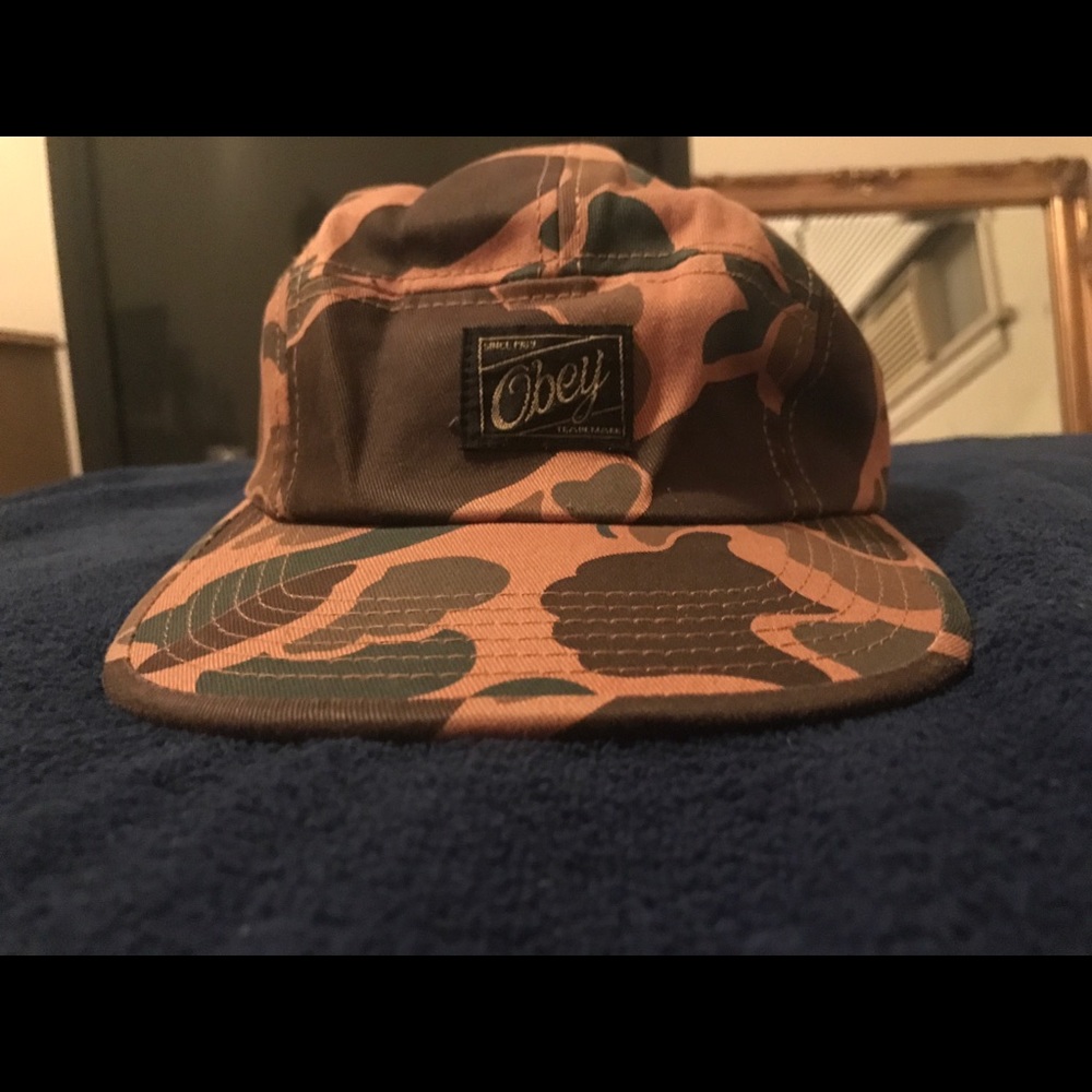 obey five panel camo hat