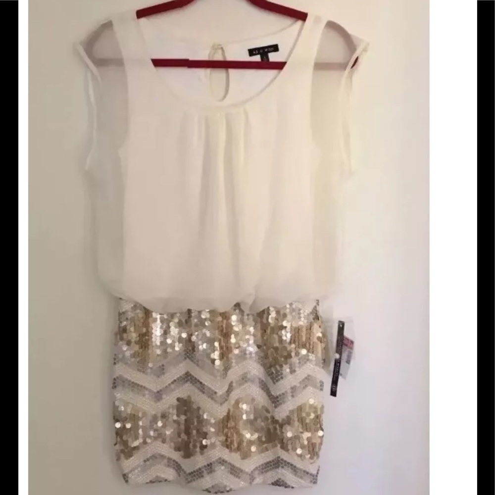 Host Pick Sequins skirt dress. Size small - Picture 1 of 4