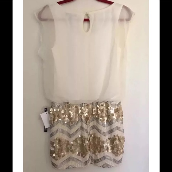 Host Pick Sequins skirt dress. Size small - Picture 4 of 4