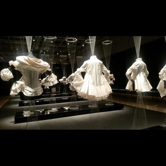 Meet your Posher, Constance - Picture 3 of 8