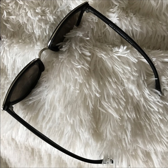 NEW 💙 BLACK MATTE CAT EYE | REFLECTIVE LENSES - Picture 7 of 8