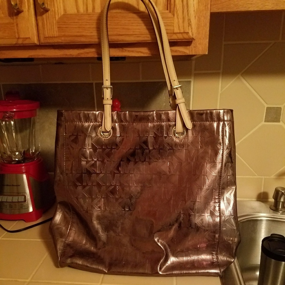 Michael Kors metalic silver bag