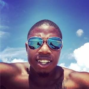 Meet your Posher, Larry