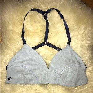 Lululemon bra with adjustable straps