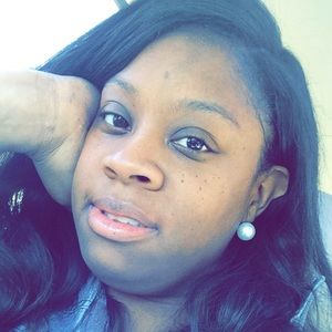 Meet your Posher, Jheri