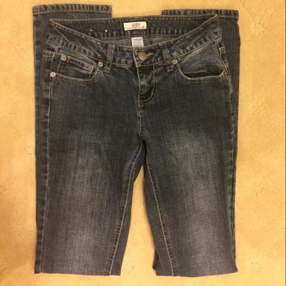 SO Straight Leg Jeans