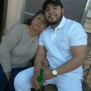 Meet your Posher, Esteban