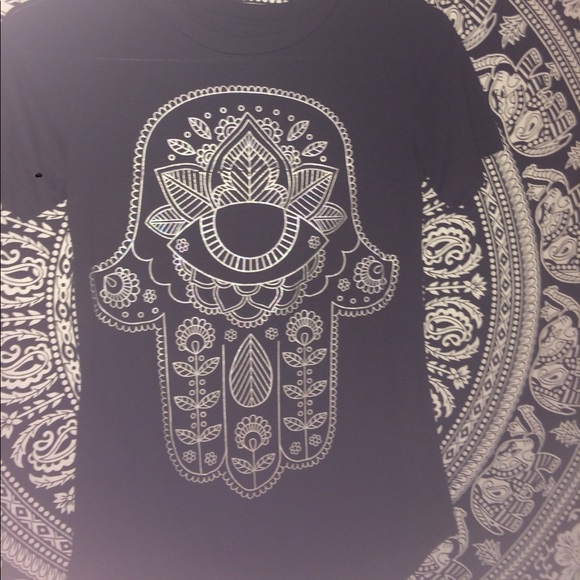 T shirt - Picture 1 of 4