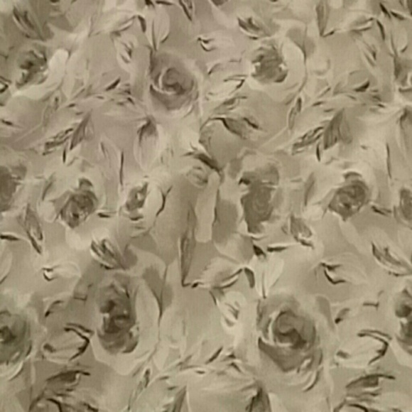 Cute green rose print dress - Picture 2 of 4