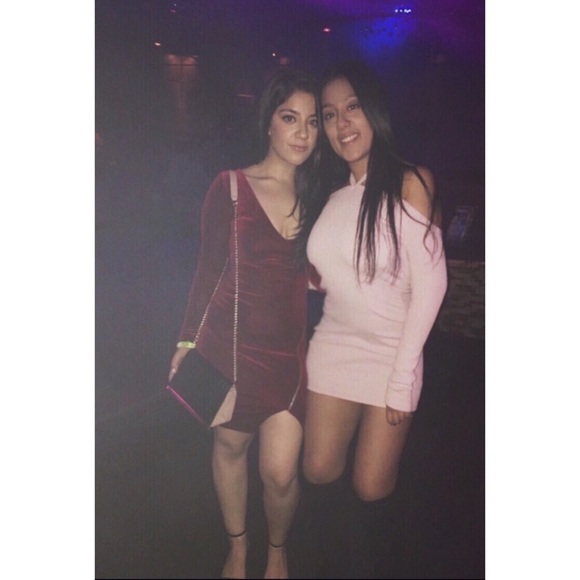 • • • Get to know me • • • - Picture 3 of 4