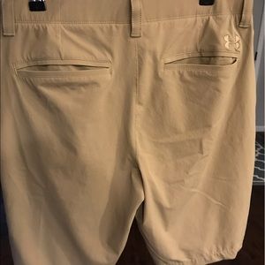 Men's Under Armour Wicking Golf Shorts NEVER WORN